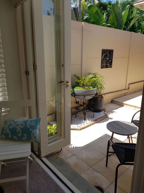 Private Room - Luxury Mosman Home - Accommodation Main Beach 22