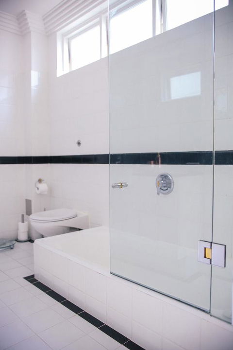 Private Room - Luxury Mosman Home - Accommodation Main Beach 21