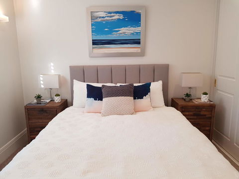 Private Room - Luxury Mosman Home - Accommodation Main Beach 25