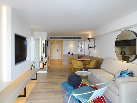 QT Bondi - Accommodation Main Beach 9
