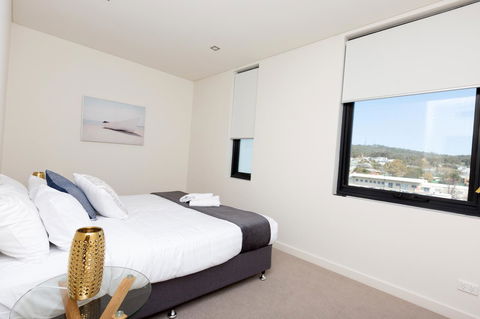 The Penthouse - Accommodation Main Beach 20