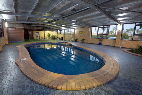 Boomerang Hotel - Accommodation Main Beach 44