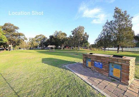Sydney Apartment Close To Airport & CBD - Accommodation Main Beach 28