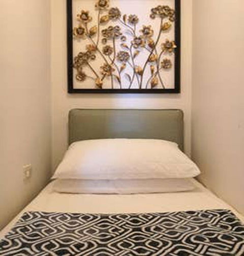 Sydney Apartment Close To Airport & CBD - Accommodation Main Beach 5