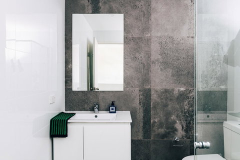 UKO Stanmore - Accommodation Main Beach 7