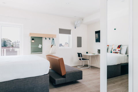 UKO Stanmore - Accommodation Main Beach 1