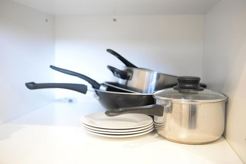 Sydney CBD Modern 2 Bedroom Apartment + Free Car Parking - Accommodation Main Beach 22