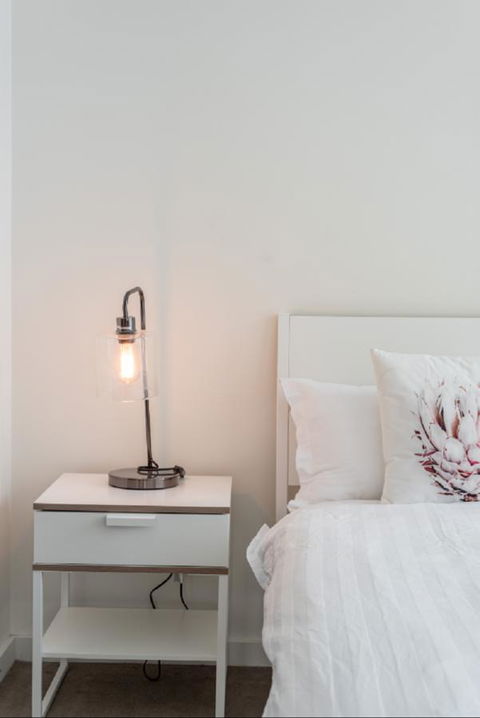 Sydney CBD Modern 2 Bedroom Apartment + Free Car Parking - Accommodation Main Beach 11