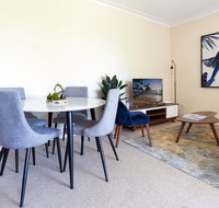 Stay in the heart of Randwick with style - Accommodation Main Beach