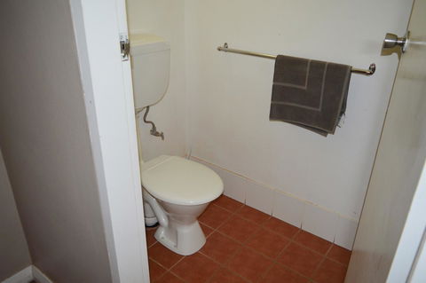 Brolga Hotel Motel - Coleambally - Accommodation Main Beach 4