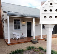 Thelma's Temora - Accommodation Main Beach