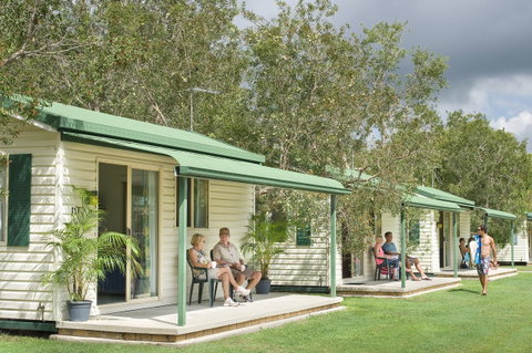 Glen Villa Resort - Accommodation Main Beach 10