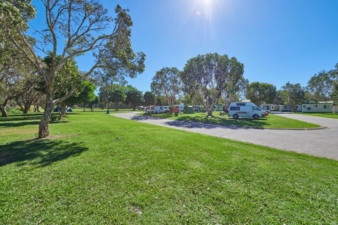 Glen Villa Resort - Accommodation Main Beach 5