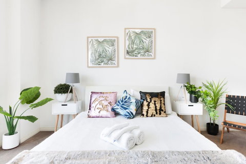 New SilkRoad Apartments Sydney - Accommodation Main Beach 0