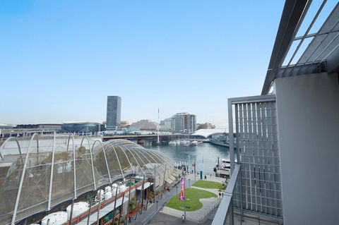 Adina Apartment Hotel Sydney, Darling Harbour - Accommodation Main Beach 1
