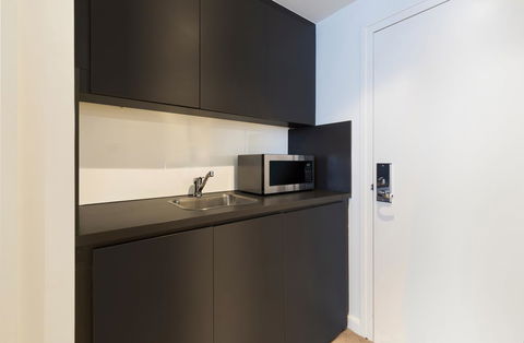 Adina Apartment Hotel Sydney, Darling Harbour - Accommodation Main Beach 21