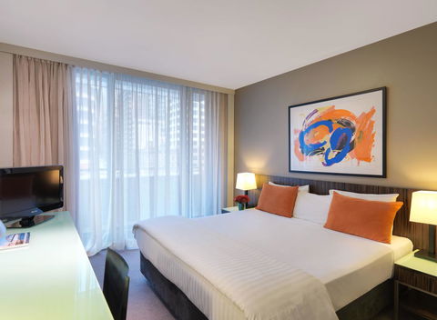 Adina Apartment Hotel Sydney, Darling Harbour - Accommodation Main Beach 2