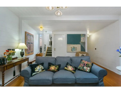 North Sydney Historic Whalers Cottage - Accommodation Main Beach 7