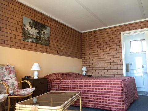Deniliquin Motel - Accommodation Main Beach 8