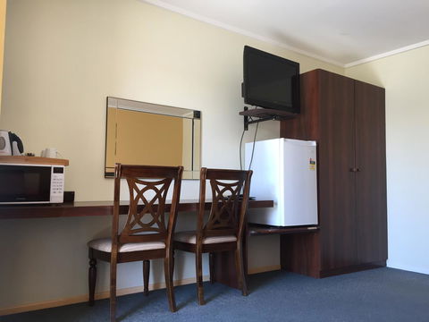 Deniliquin Motel - Accommodation Main Beach 6