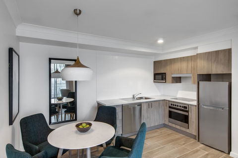 Adina Apartment Hotel Coogee Sydney - Accommodation Main Beach 11