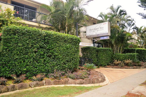 Outrigger Bay - Accommodation Main Beach 18