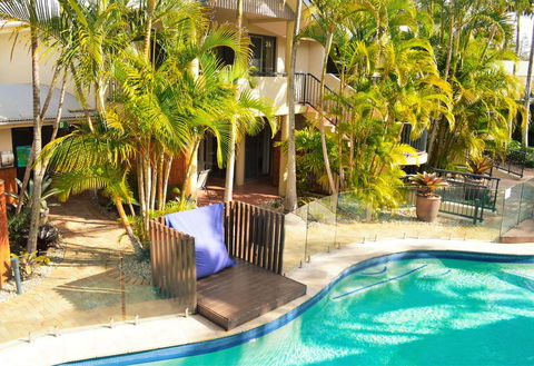 Outrigger Bay - Accommodation Main Beach 12