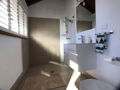 Treetops Everglades Villa - Accommodation Main Beach 21