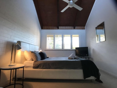 Treetops Everglades Villa - Accommodation Main Beach 24