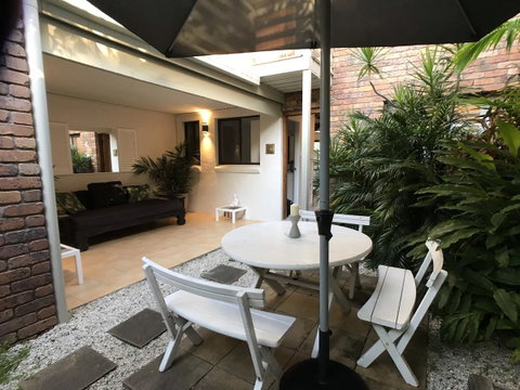 Treetops Everglades Villa - Accommodation Main Beach 18