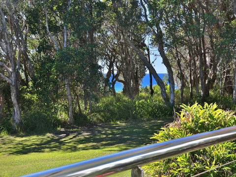 Drifted Away - Accommodation Main Beach 8