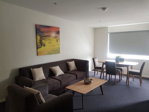Carlton Suites - Accommodation Main Beach 32