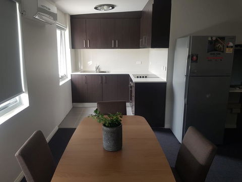 Carlton Suites - Accommodation Main Beach 33
