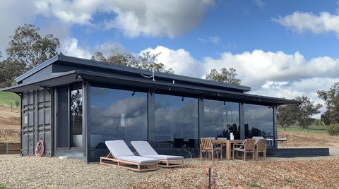 Belisi Farmstay Cottage - Accommodation Main Beach 0