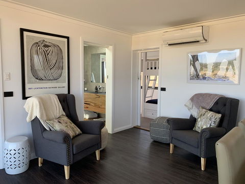 Belisi Farmstay Cottage - Accommodation Main Beach 1