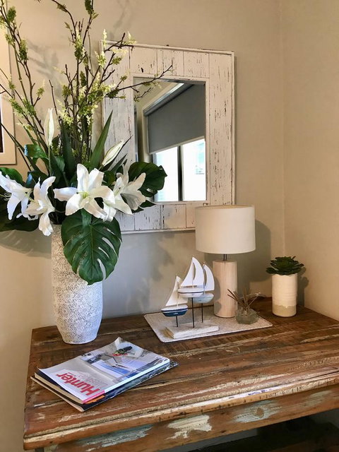 Lakeview Cottage - Accommodation Main Beach 10