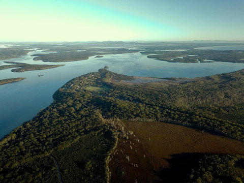 Lakeview Cottage - Accommodation Main Beach 1