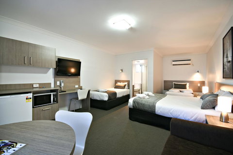 The Aberdeen Motel - Accommodation Main Beach 3