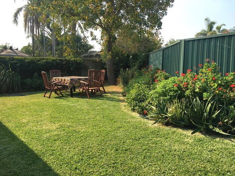 Sydney Amazing Holiday Home Bridal BnB - Accommodation Main Beach 13