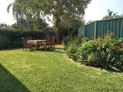 Sydney Amazing Holiday Home Bridal BnB - Accommodation Main Beach 40