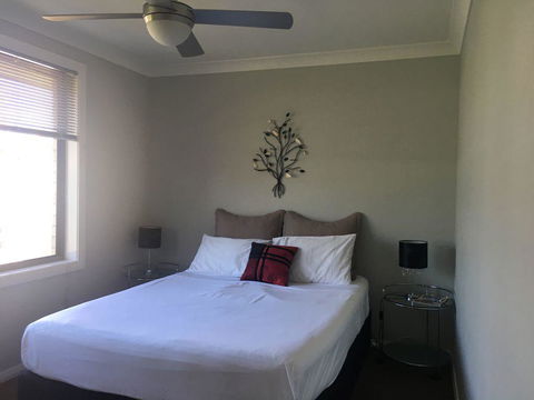 Sydney Amazing Holiday Home Bridal BnB - Accommodation Main Beach 5
