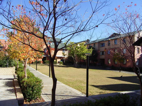 Sydney University Village - Accommodation Main Beach 19