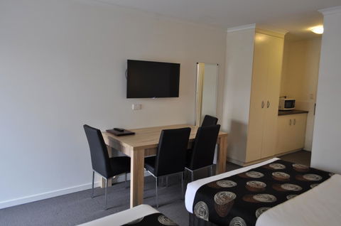 Albury Burvale Motor Inn - Accommodation Main Beach 6