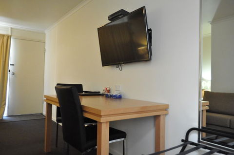 Albury Burvale Motor Inn - Accommodation Main Beach 28
