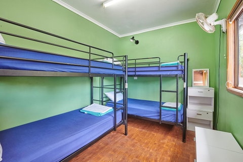 Arts Factory By Nomads - Accommodation Main Beach 21