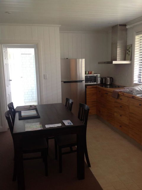 Hideaway Holiday Apartments - Accommodation Main Beach 14