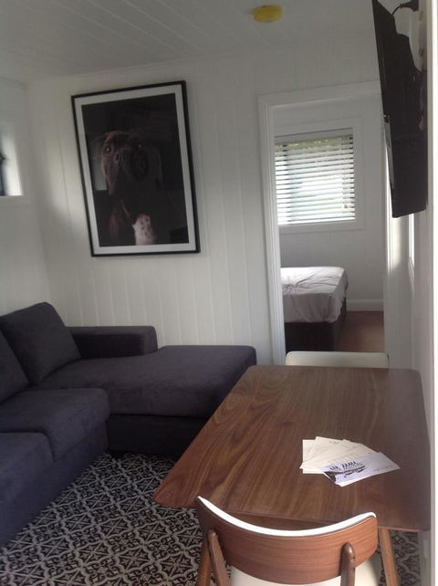Hideaway Holiday Apartments - Accommodation Main Beach 12