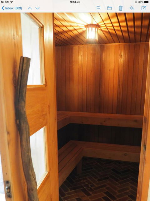 Hideaway Holiday Apartments - Accommodation Main Beach 22