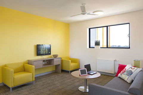 Western Sydney University Village - Penrith - Accommodation Main Beach 2