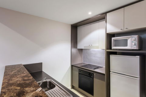 Adina Apartment Hotel Sydney Central - Accommodation Main Beach 19